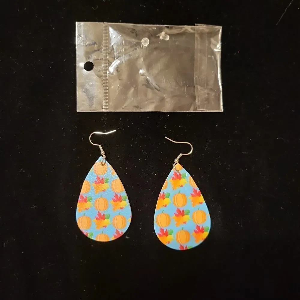 Pumpkin earrings brand new